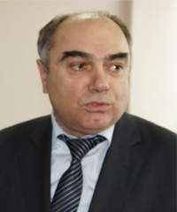 Умаросман Гаджиев